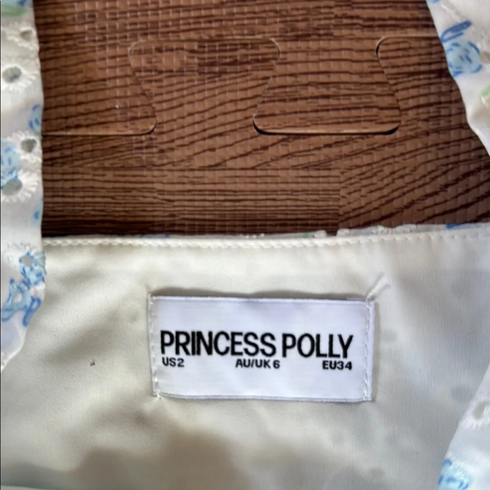 PRINCESS POLLY WHITE AND BLUE FLORAL MINI DRESS SIZE 2 - Picture 2 of 3